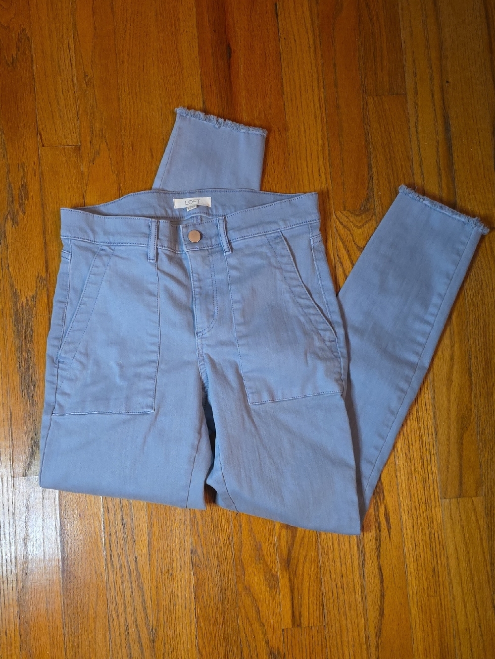LOFT - Size 2 - Utility Pocket Skinny Crop Jean In Heavly Blue With Frayed Hem